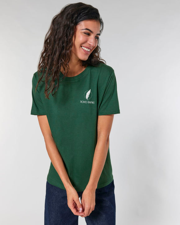 The Roho Rafiki® circular icon t-shirt (Unisex) is a tubular t-shirt made from 100% organic cotton and offers a relaxed and contemporary fit. Bottle Green. #RafikiSoul