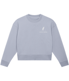 The Roho Rafiki® icon cropster sweatshirt is a women's cropped crew neck sweatshirt made from 85% Organic ringspun combed cotton, 15% Recycled polyester. The fabric of the sweatshirt has been washed and is lightly sueded meaning the garment is both extremely soft and perfect for everyday wear. Serene Blue. #RafikiSoul