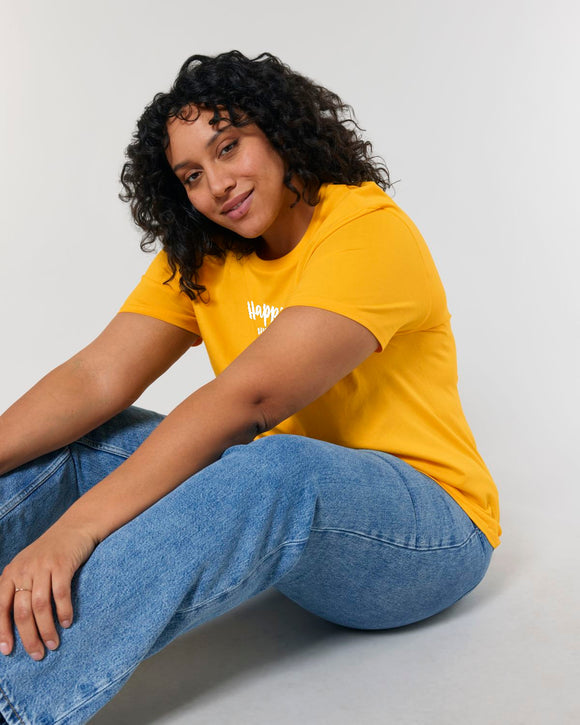 The Roho Rafiki® Happy t-shirt (Unisex) is a tubular t-shirt made from 100% organic cotton and offers a relaxed and contemporary fit. Happy wording with Roho Rafiki's hashtag. Spectra Yellow. #RafikiSoul
