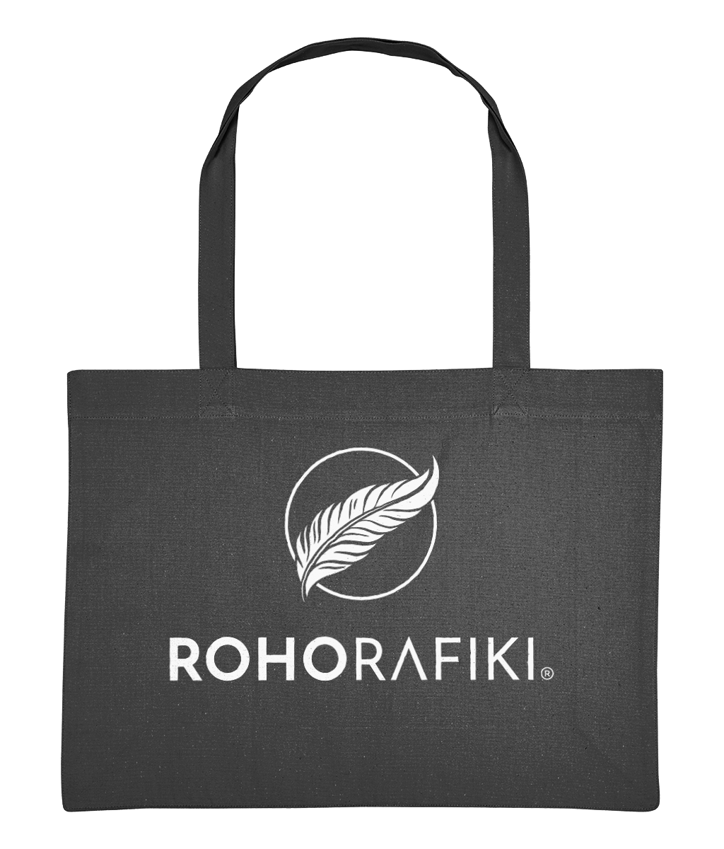 The canvas Roho Rafiki® maxi tote bag with white branded design is a stylish addition to any eco collection. Heavy duty with a large capacity, the maxi tote is ready for anything, when you are. Blue.