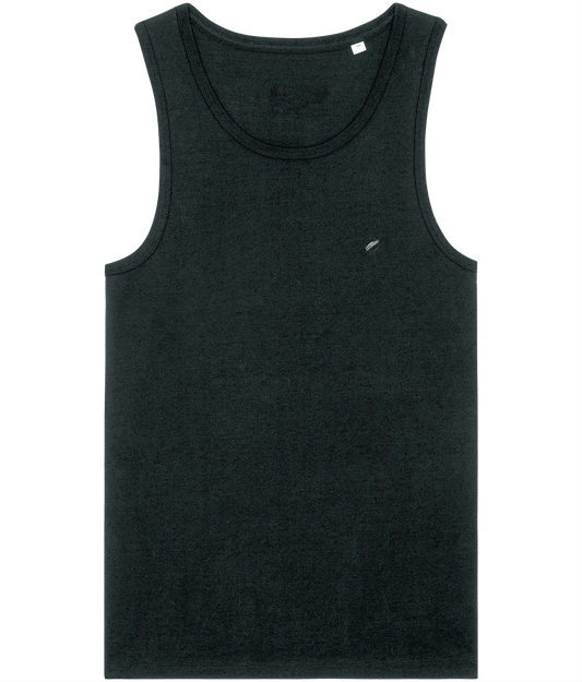 The Roho Rafiki® embroidered icon vest (Men's) is a highly versatile addition to any eco-conscious wardrobe, thanks to a multitude of styling possibilities. This sleeveless staple has been modernised for comfort and fit, and is perfect as a layering tank top under a shirt for a neat, modern look, or worn solo on warmer days. The vest is also supremely comfortable, offering ultimate freedom of movement. Black. #RafikiSoul